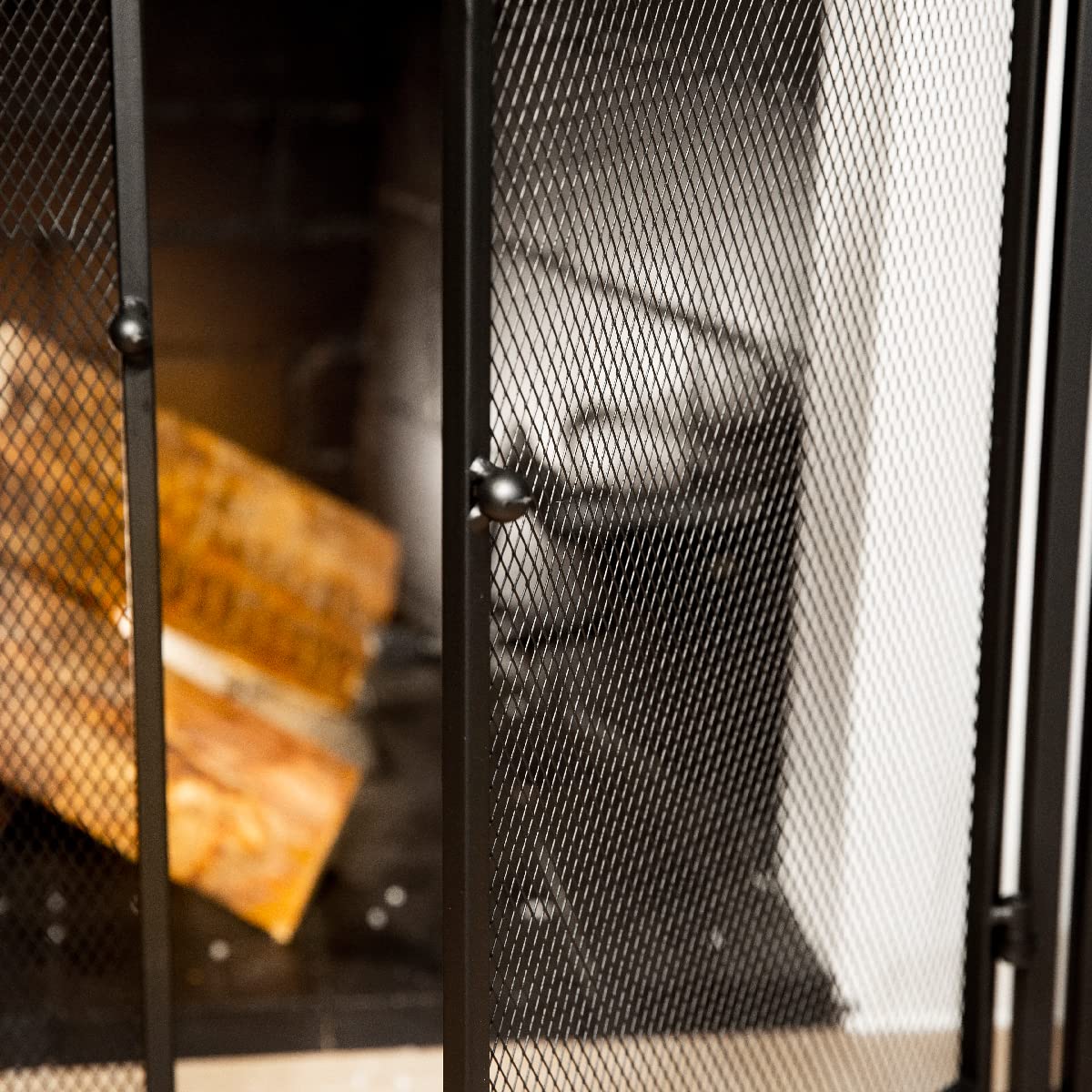 Black 3-Panel Folding Fireplace Screen with Magnetic Doors and 4-Piece Tools Set Z41564
